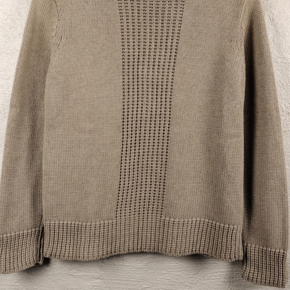 Liz Claiborne Tan Turtleneck Long Sleeve Pull Over Ribber Medium Knit Sweater - Picture 3 of 10